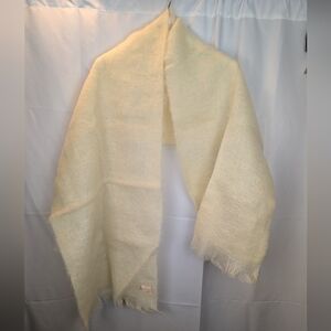 All Mohair Pile Vintage Cream Mohair  Scarf In EUC